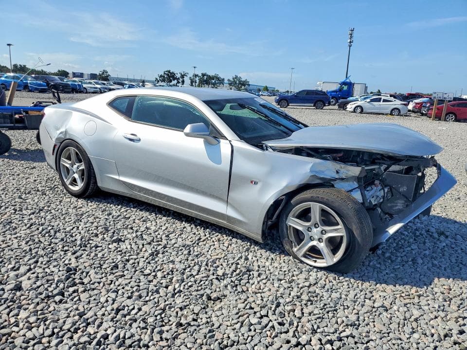 2018 CHEVROLET CAMARO LT 4