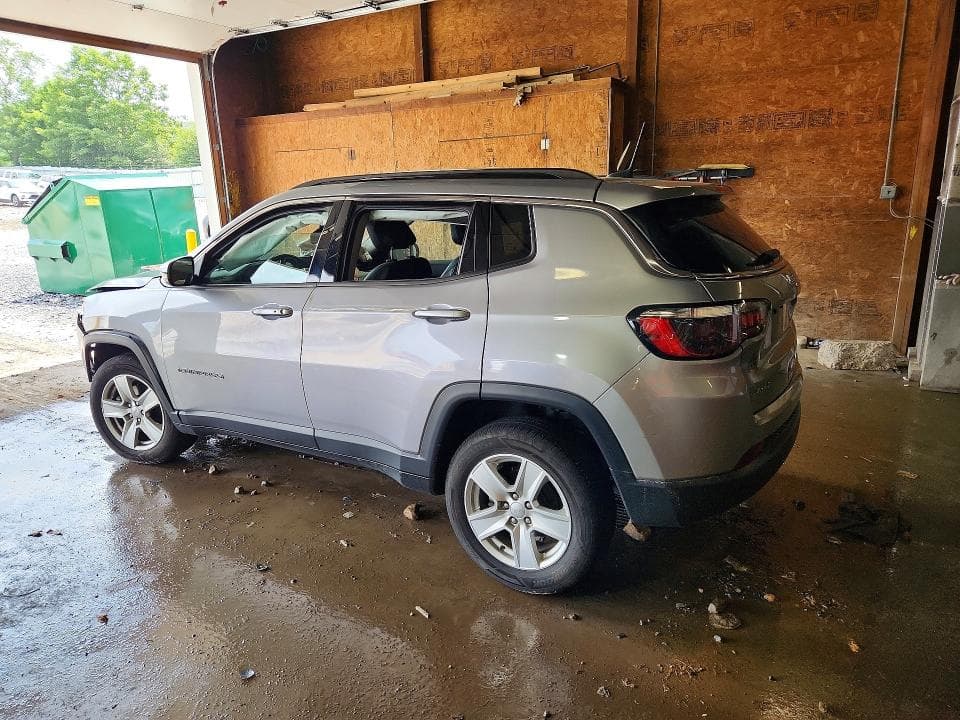 2022 JEEP COMPASS LATITUDE 2