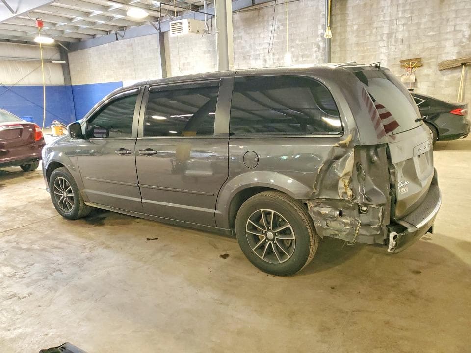 2017 DODGE GRAND CARAVAN GT 2