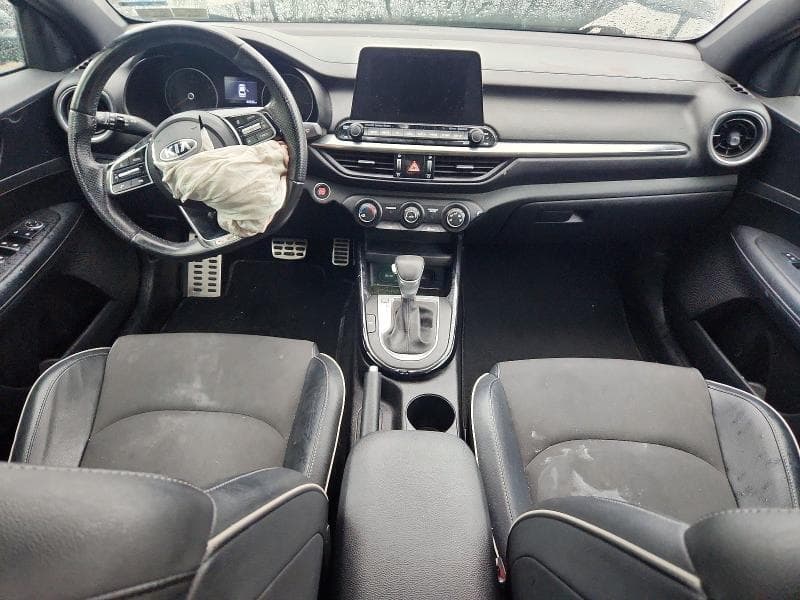 2021 KIA FORTE GT LINE 8