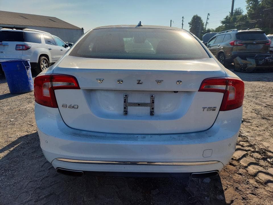 2017 VOLVO S60 PLATINUM 6
