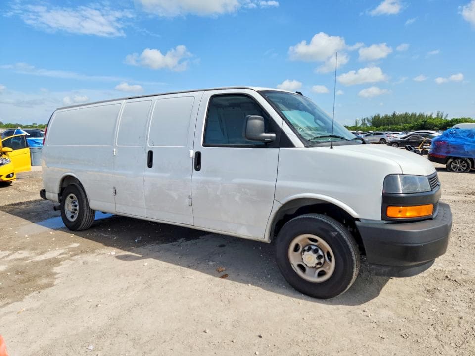 2025 CHEVROLET EXPRESS G2500 4