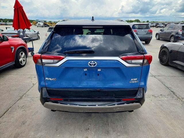 2024 TOYOTA RAV4 XSE 6