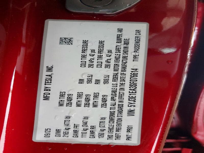 2025 TESLA MODEL 3 13