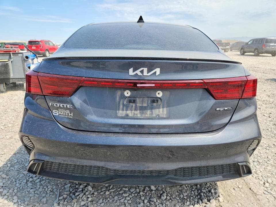 2023 KIA FORTE GT LINE 6