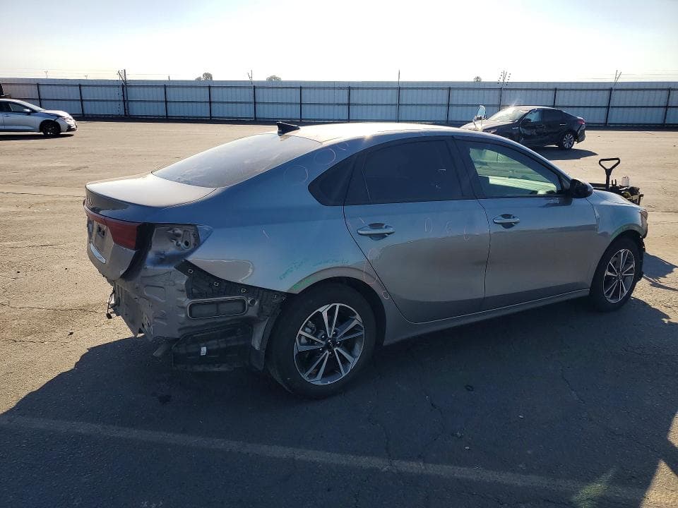 2024 KIA FORTE LXS 3