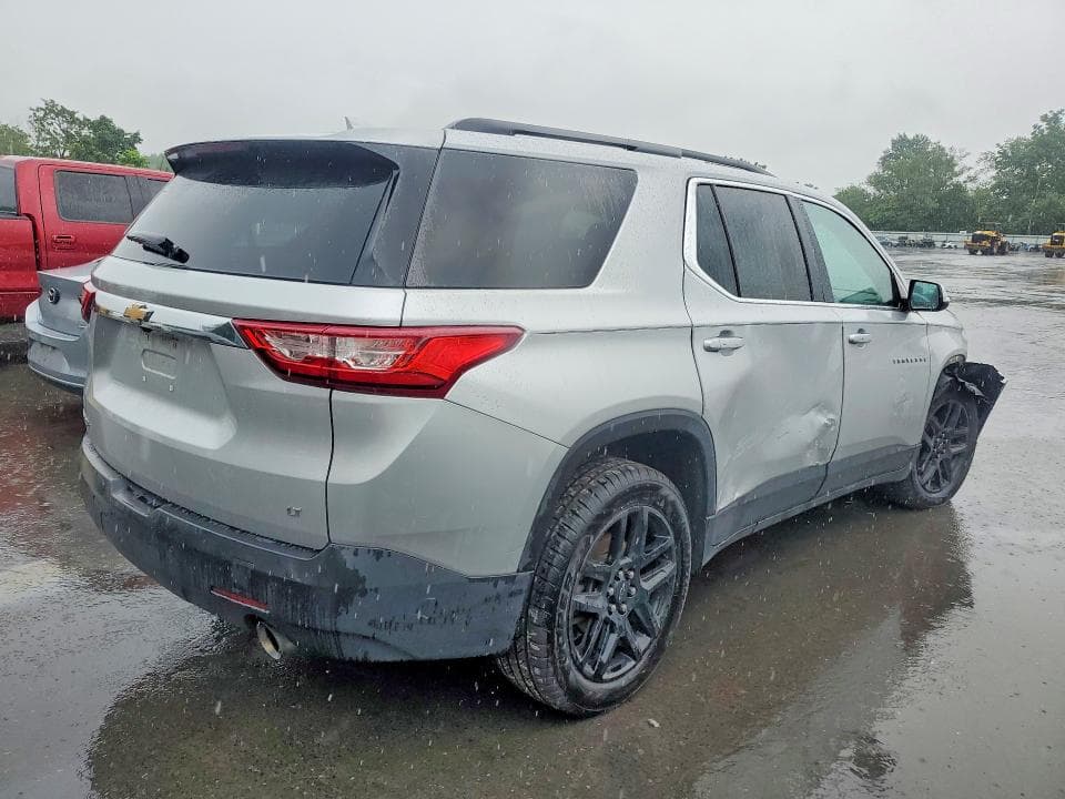 2020 CHEVROLET TRAVERSE LT 3