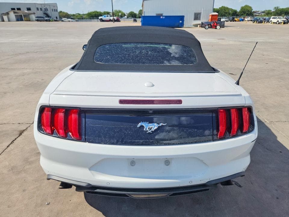 2021 FORD MUSTANG 6
