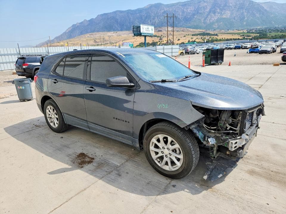 2018 CHEVROLET EQUINOX LS 4