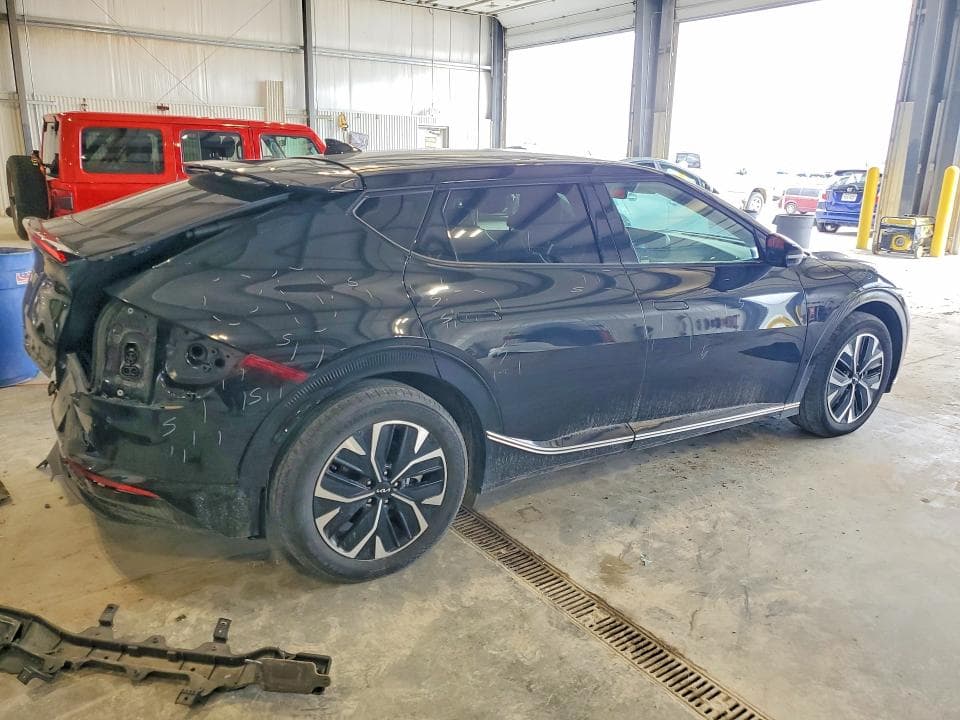 2022 KIA EV6 LIGHT 3