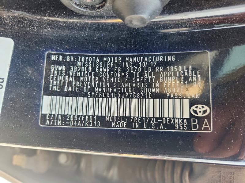2018 TOYOTA COROLLA LE 12