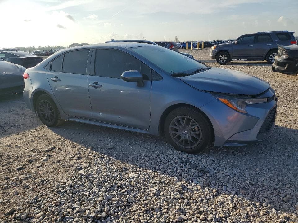 2022 TOYOTA COROLLA LE 4
