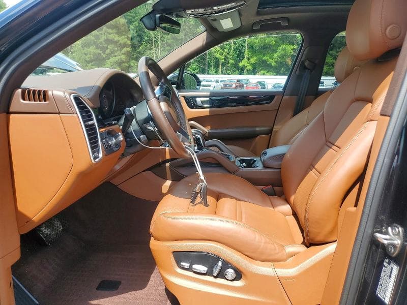 2019 PORSCHE CAYENNE 7