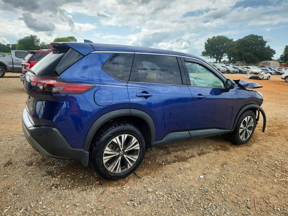 2021 NISSAN ROGUE SV 3