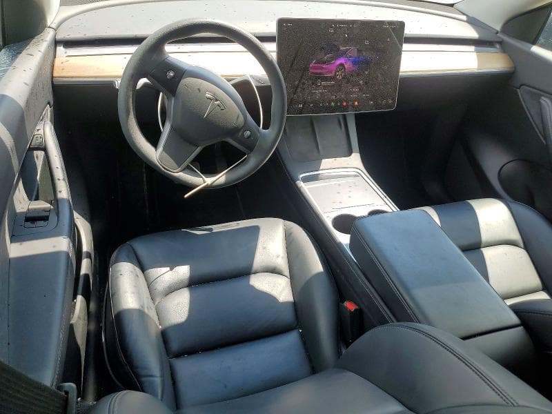 2022 TESLA MODEL Y 8