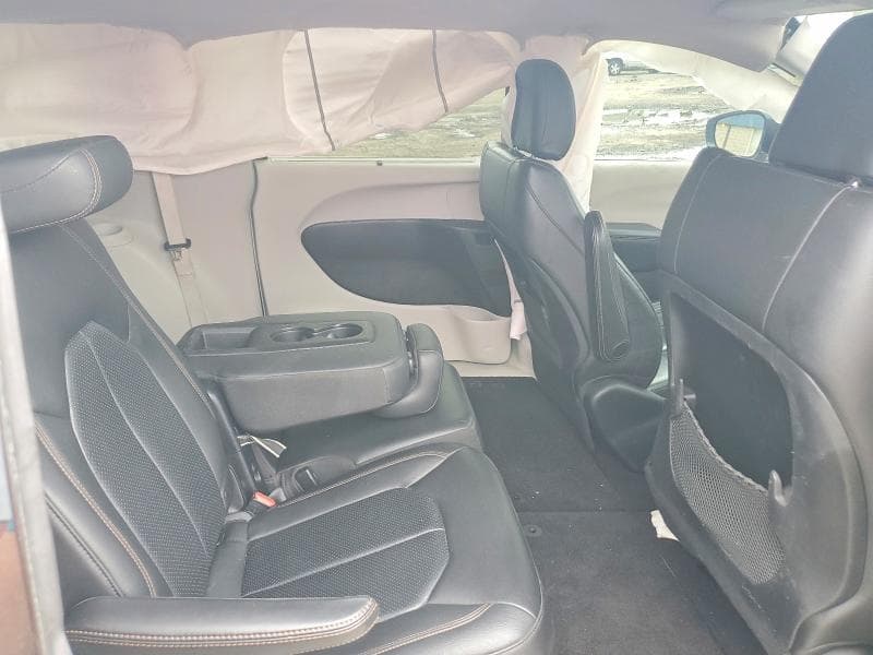 2019 CHRYSLER PACIFICA TOURING L 11