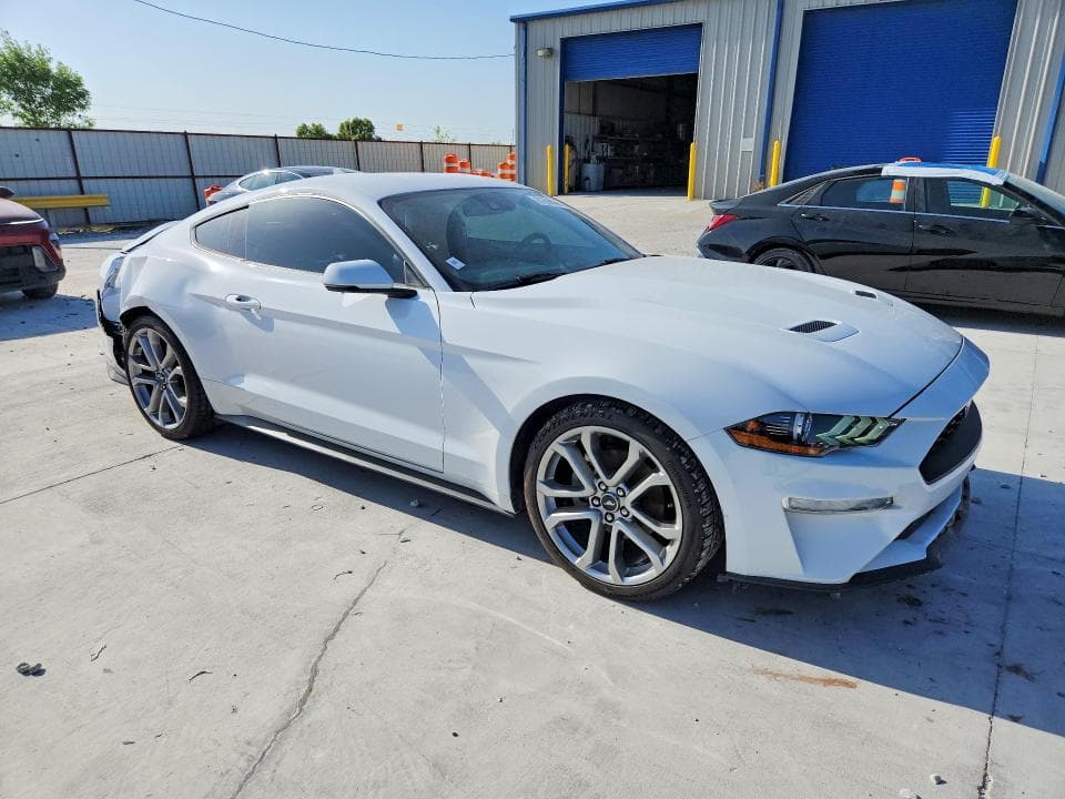 2022 FORD MUSTANG 4