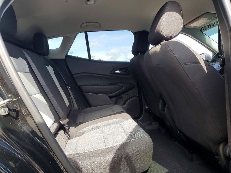 2025 CHEVROLET TRAX LS 10