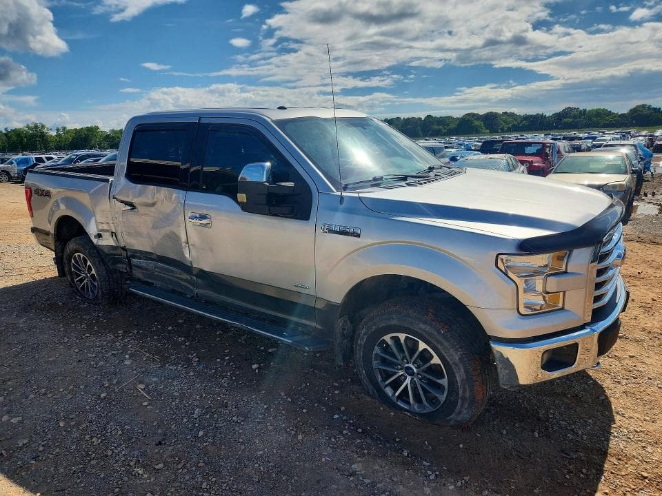 2017 FORD F150 SUPERCREW 4