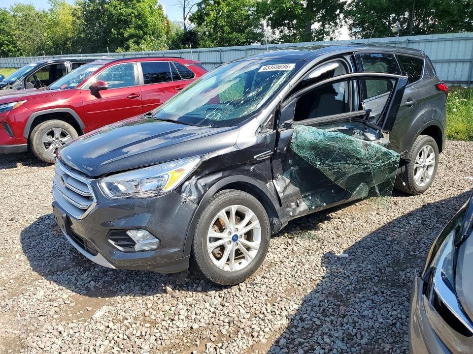 2019 FORD ESCAPE SE - 1