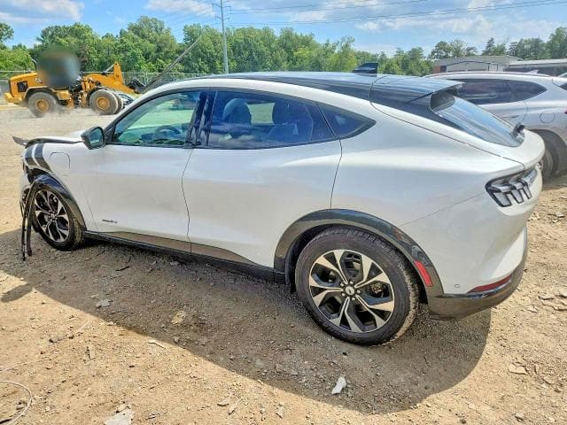2022 FORD MUSTANG MACH-E PREMIUM 2