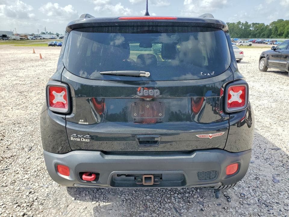 2018 JEEP RENEGADE TRAILHAWK 6