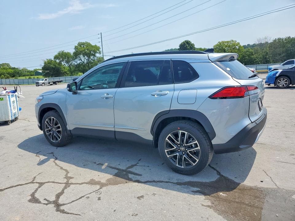 2026 TOYOTA COROLLA CROSS XLE 2