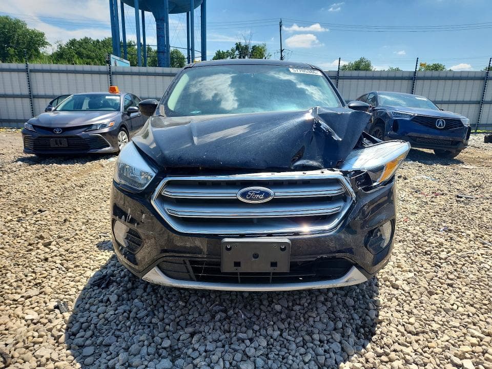 2017 FORD ESCAPE 5