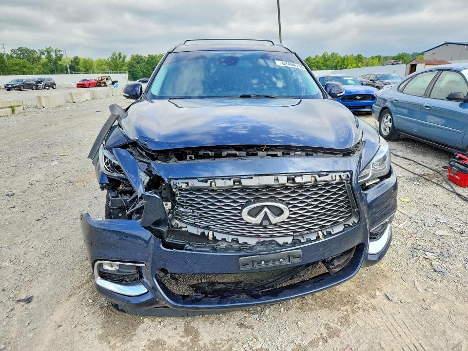 2017 INFINITI QX60 BASE 5