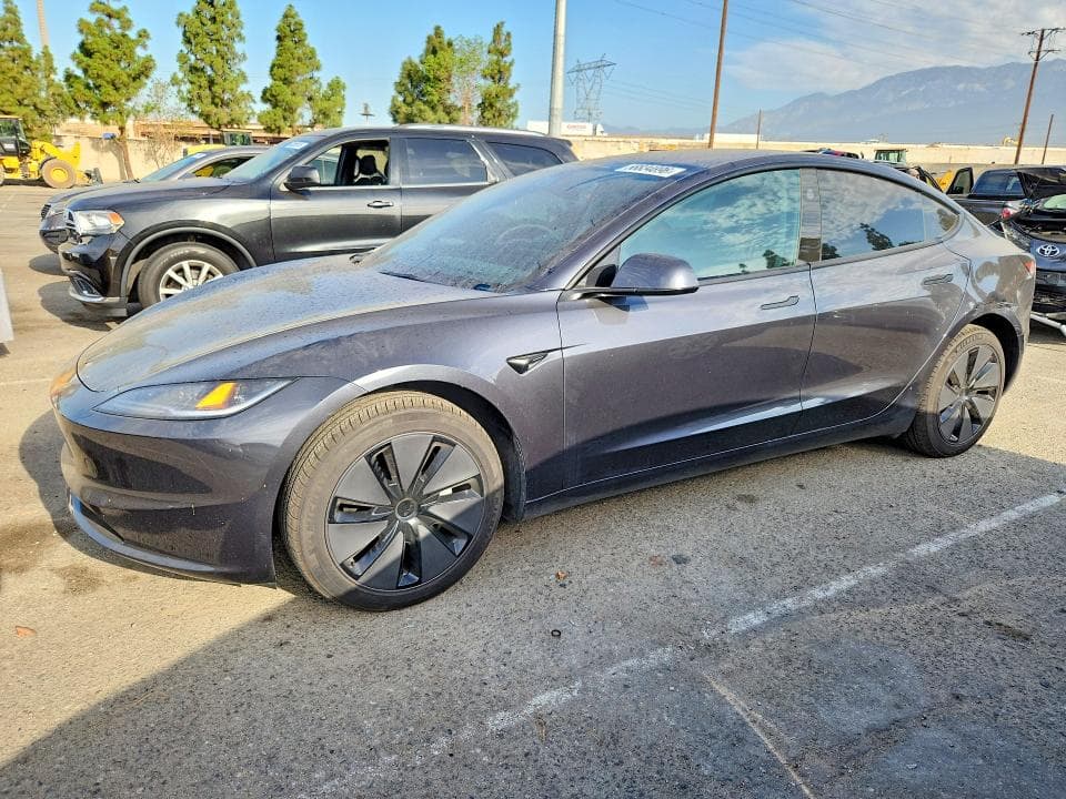 2025 TESLA MODEL 3 - 1