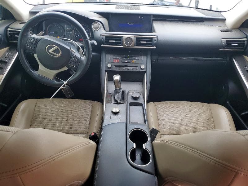 2017 LEXUS IS 200T 8