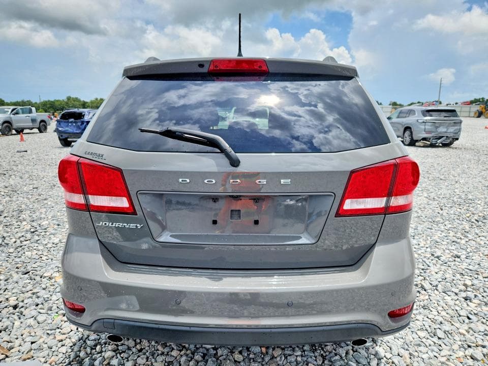 2019 DODGE JOURNEY SE 6