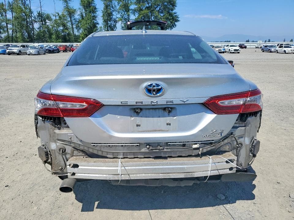 2018 TOYOTA CAMRY HYBRID XLE 6