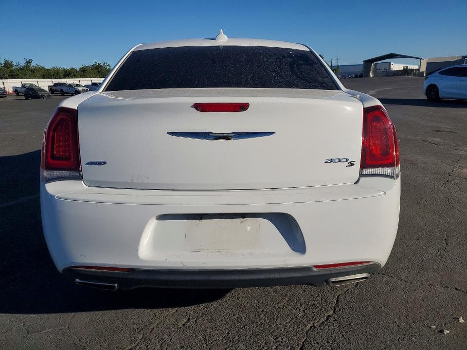 2019 CHRYSLER 300 S 6
