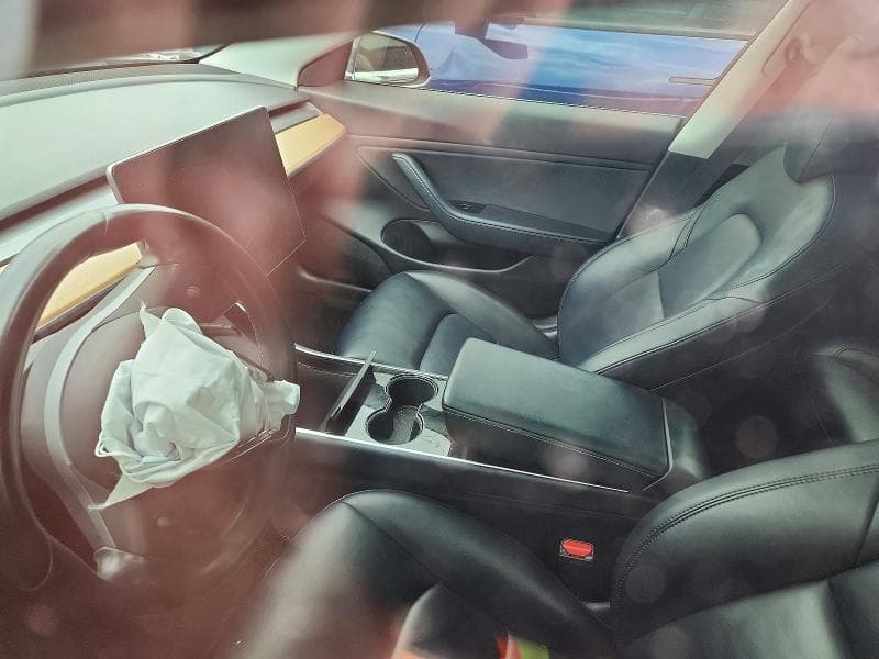 2019 TESLA MODEL 3 9