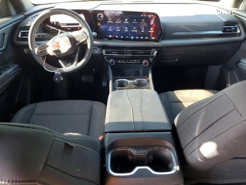 2026 CHEVROLET TRAVERSE LT 8