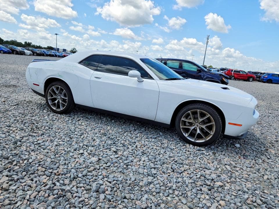 2023 DODGE CHALLENGER SXT 4