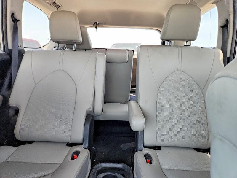 2024 TOYOTA GRAND HIGHLANDER XLE 10