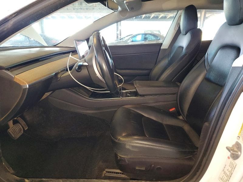 2018 TESLA MODEL 3 7