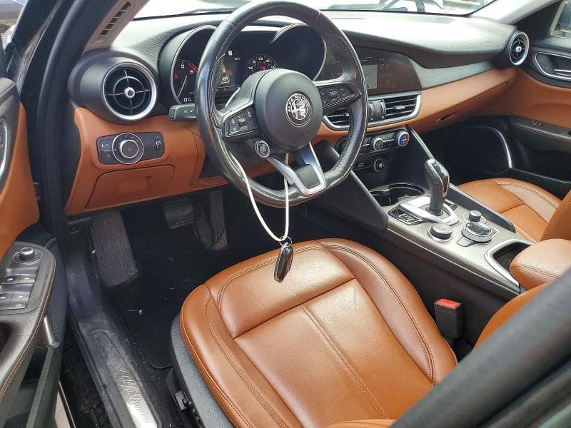 2021 ALFA ROMEO GIULIA TI 8