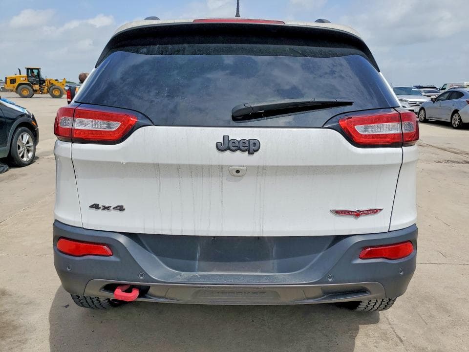 2018 JEEP CHEROKEE TRAILHAWK 6