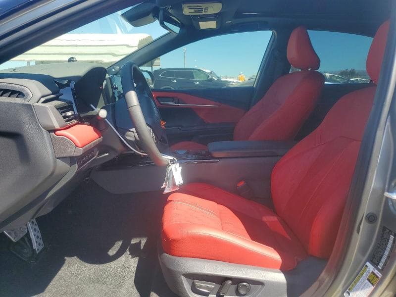 2026 TOYOTA CAMRY XSE 7