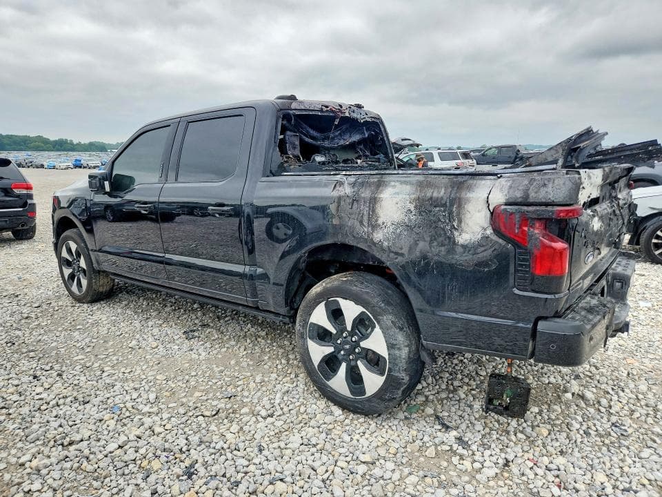 2023 FORD F150 LIGHTNING PRO 2