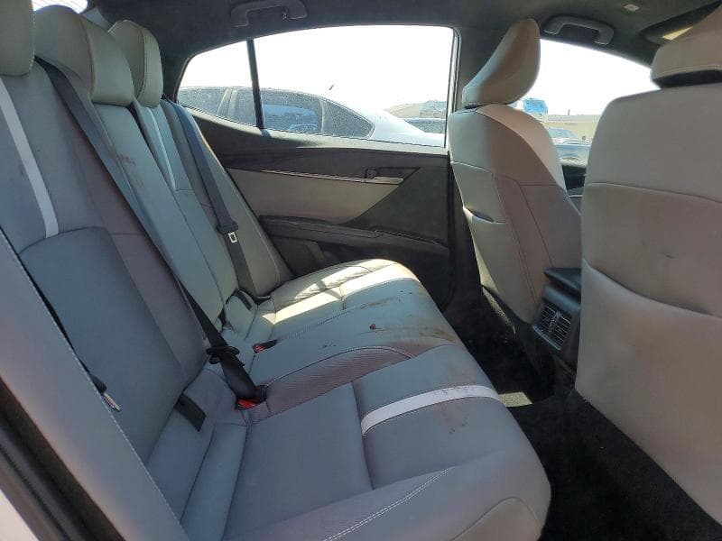 2026 TOYOTA CAMRY SE 10