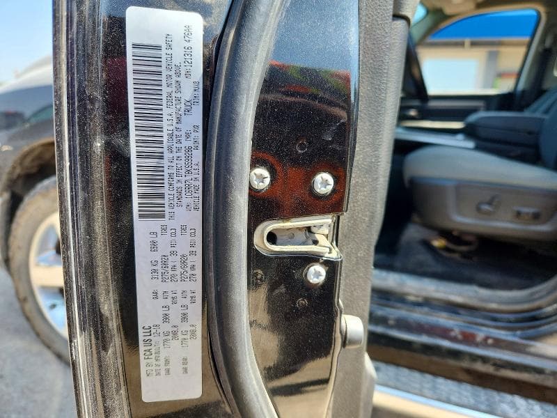 2019 RAM 1500 CLASSIC SLT 12