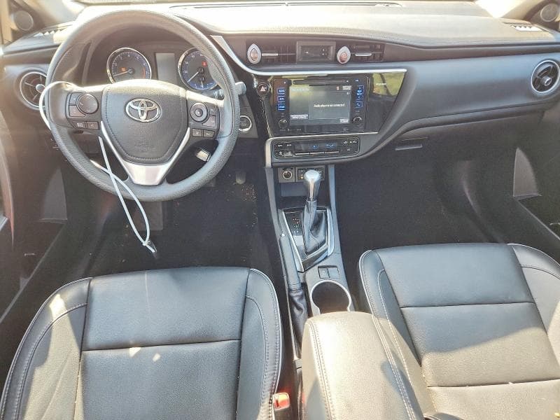 2017 TOYOTA COROLLA XLE 8