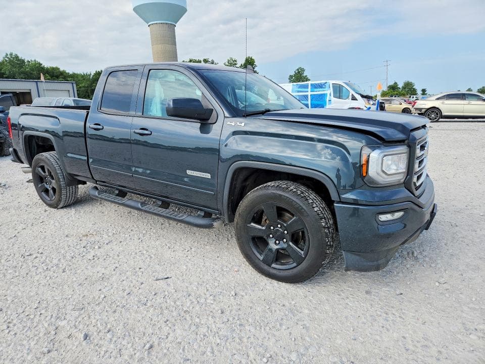 2017 GMC SIERRA K1500 4