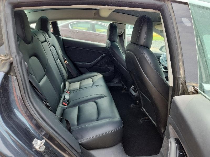 2018 TESLA MODEL 3 10