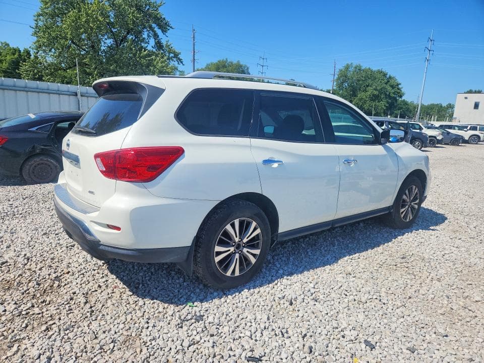 2017 NISSAN PATHFINDER S 3