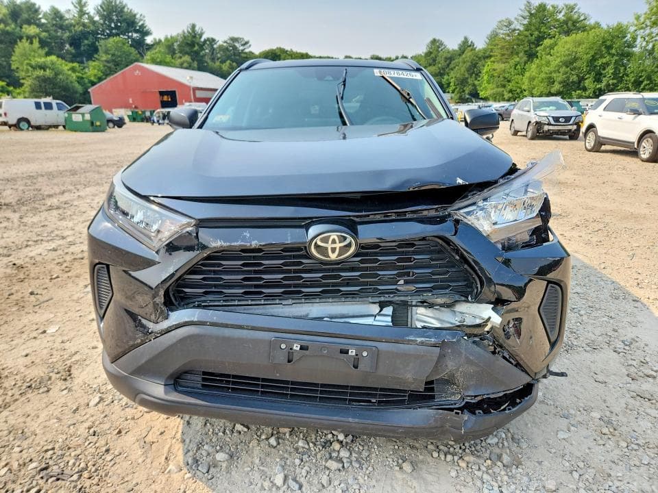 2021 TOYOTA RAV4 LE 5